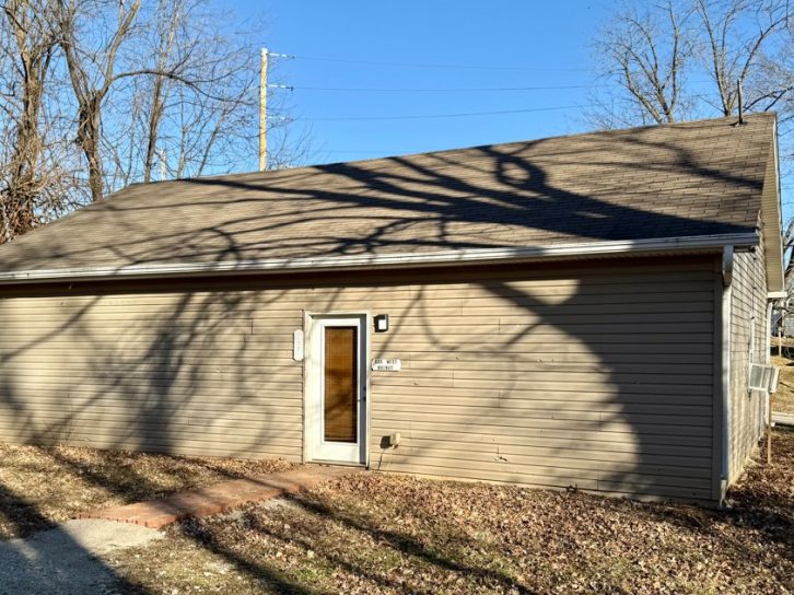 535 West Walnut St, Winfield